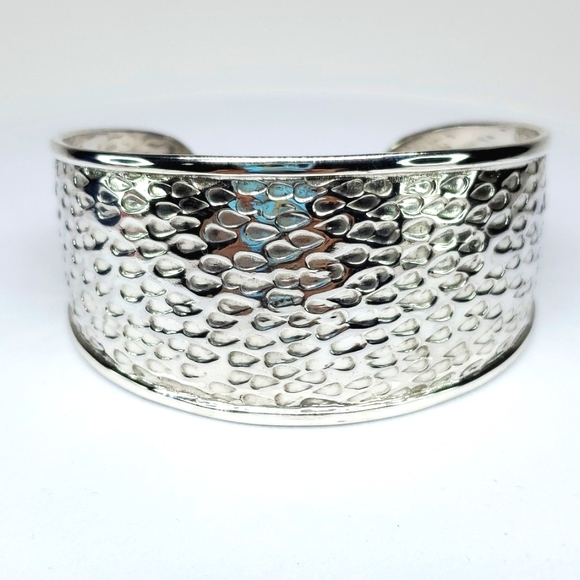 Bali Legacy Textured Cuff Bracelet in Sterling Silver NWT - Picture 1 of 6
